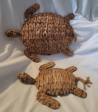 2 x Vintage Woven Water Hyacinth Turtle Wall Hangings 13 & 16 inch