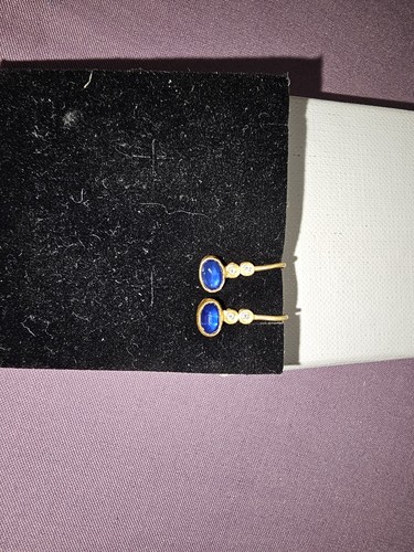 Modern diamond and sapphire - diamond,