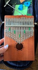 Mahogany Kamilba. 17 Key Thumb