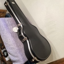 Guitar Case Dreadnought Size