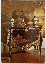 French commode decorated