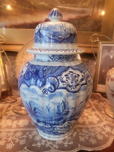 Vintage delft blue hand - blue,