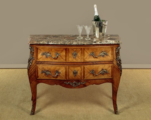 Louis style bombe commode - louis, xv