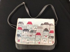 Home Disasterdesigns House Pattern Design Handbag-Good Condition (A1)