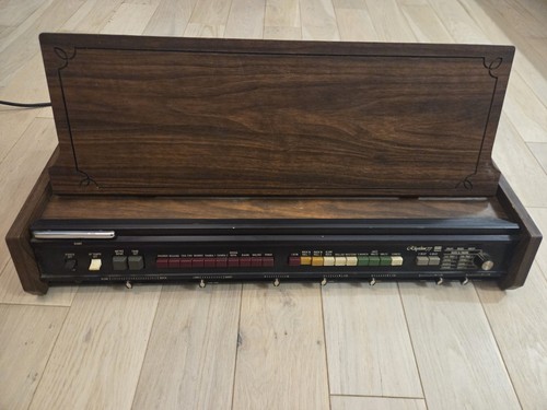 Roland rhythm 77 - 77, tr-77