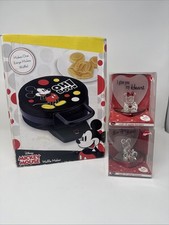 Disney Mickey Mouse Waffle