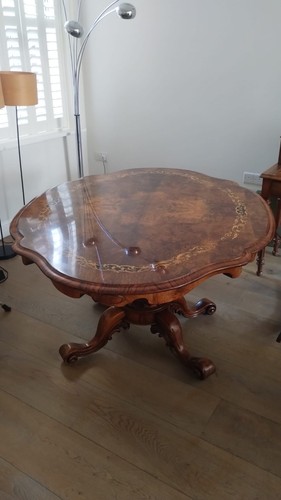 Antique burr walnut tilt-top