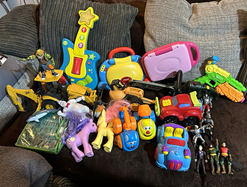 Toy bundle lots - girls, and