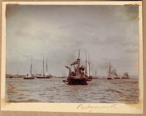 Tugboat magnet portsmouth - tugboat, magnet,