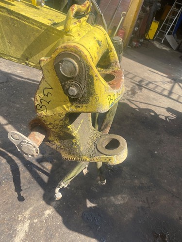 Yanmar b25v king post only - yanmar,