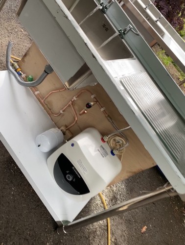 Catering sink with hot - , water