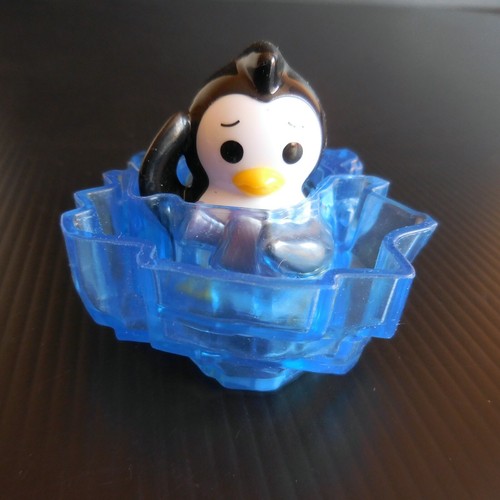 Penguin figurine iceberg ice - figurine,
