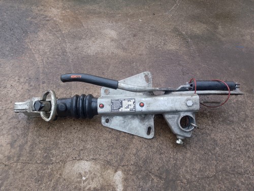 Knott gmbh 1300kg braked - 1300kg,