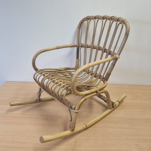 Vintage bamboo rattan - rattan, childs