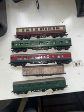 5 X Oo Gauge Coaches Spares Or
