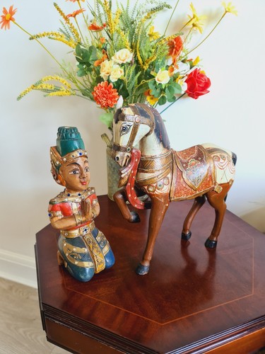 Vintage wooden figurines south - wooden,