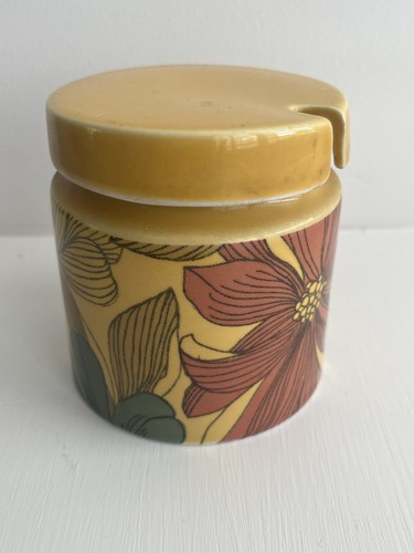 Surrey ceramics 1970s - ~,