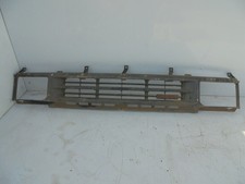 4877659 front grille for