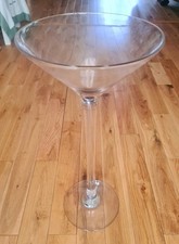 Giant Martini Cocktail Glass Shaped Centrepiece Vases 6  Pack 60cm Tall Job Lot