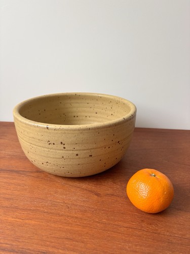Studio pottery large - large, speckle