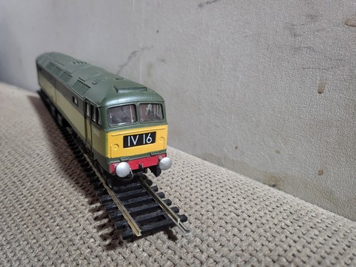 Train 16 - iv,