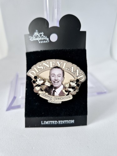 Disneyland resort exclusive - disneyland,