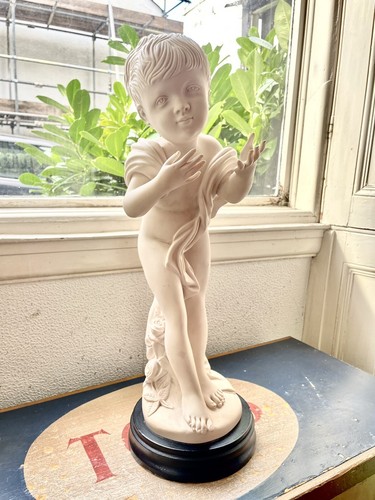 Marble statue young girl - marble, statue.