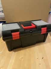 FOR PARTS - Medium Classic Toolbox with insert