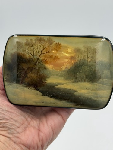 Russian fedoskino lacquer box - russian,