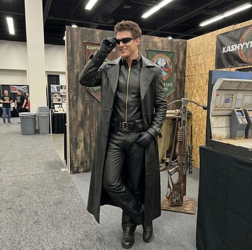 Albert wesker resident evil - albert,