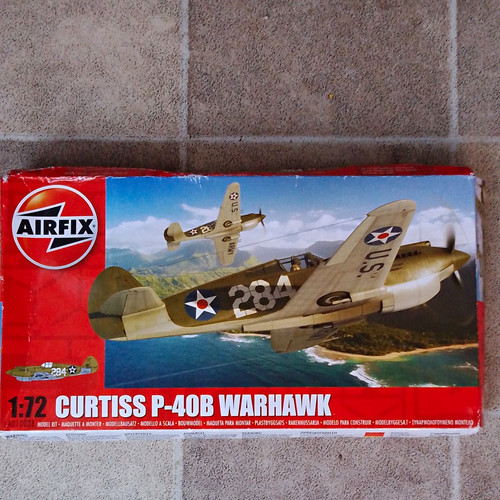 Airfix curtiss p 40b - 1:72,