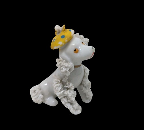 Vtg porcelain dog figurine - dog,