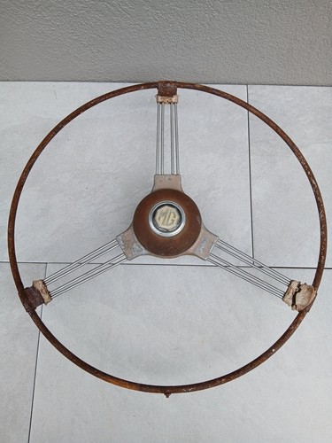 Steering wheel vintage - mg,