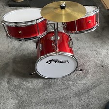 Tiger Kids Drum Set - excellent condition - great starter kit