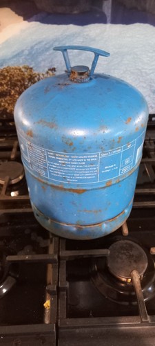 Camping gaz 907 gas bottle - gaz,