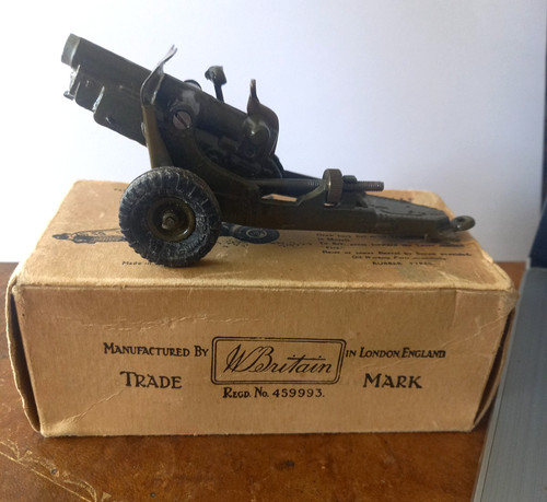 Vintage boxed britains - vintage, royal