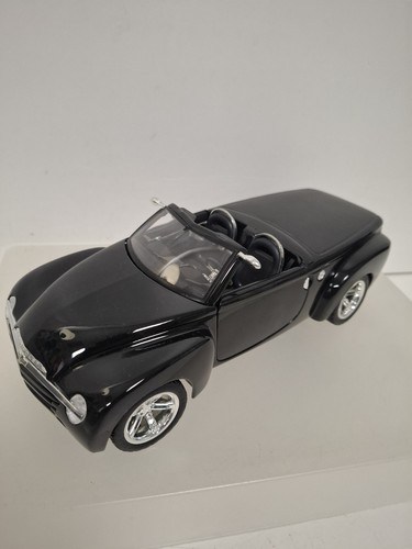 Maisto 2000 chevrolet ssr - chevrolet,