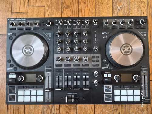 Native instruments traktor - instruments,