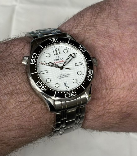Gents omega axial seamaster - co-axial,