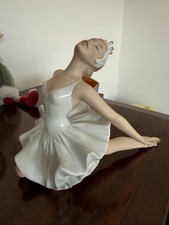 Wallendorf Ballerina Figurine. Large Size.