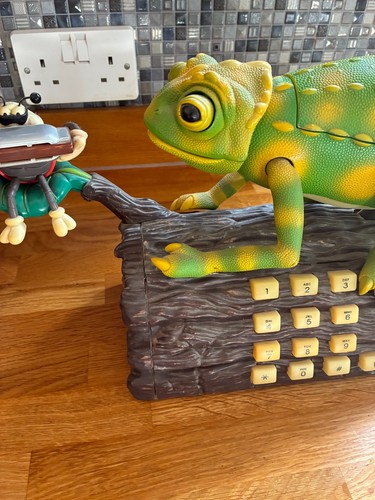 Karma chameleon animated - karma,