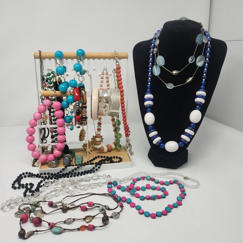 Mixed costume jewellery - costume, job