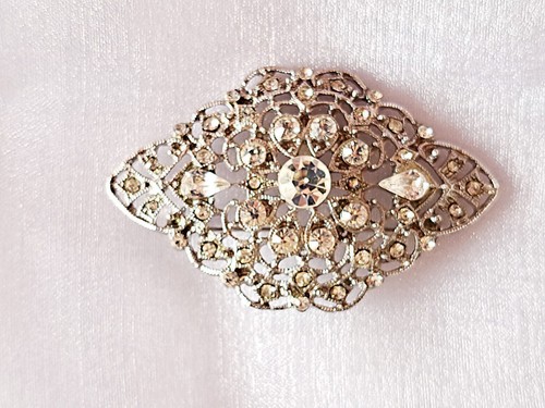 Pretty vintage large - no., *pretty