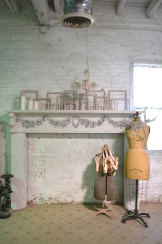 Painted cottage shabby chic - painted,
