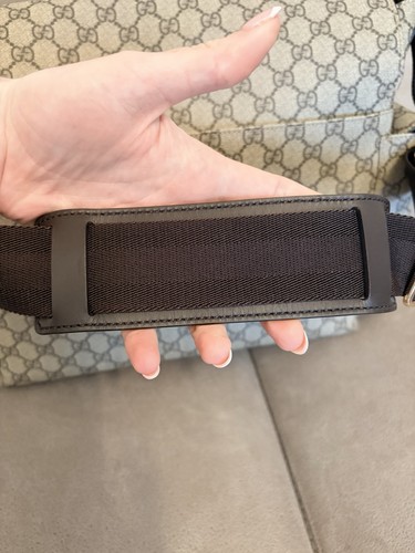 Gucci monogram messenger - monogram,