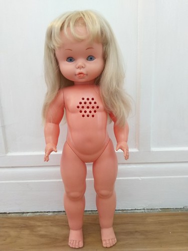 Famosa doll vintage - famosa,