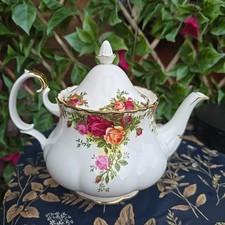 Vintage 1962 Royal Albert Old