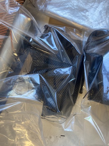 Carbon fibre mixed offcuts - mixed,