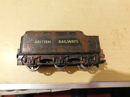 Hornby dublo class - 8f, tender