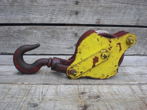 Vintage heavy duty pulley - heavy,